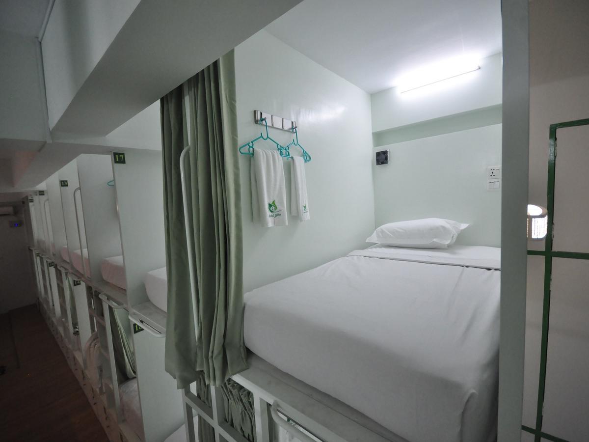 Hostel Latha Янгон Екстериор снимка