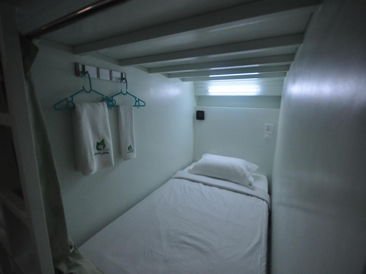 Hostel Latha Янгон Екстериор снимка