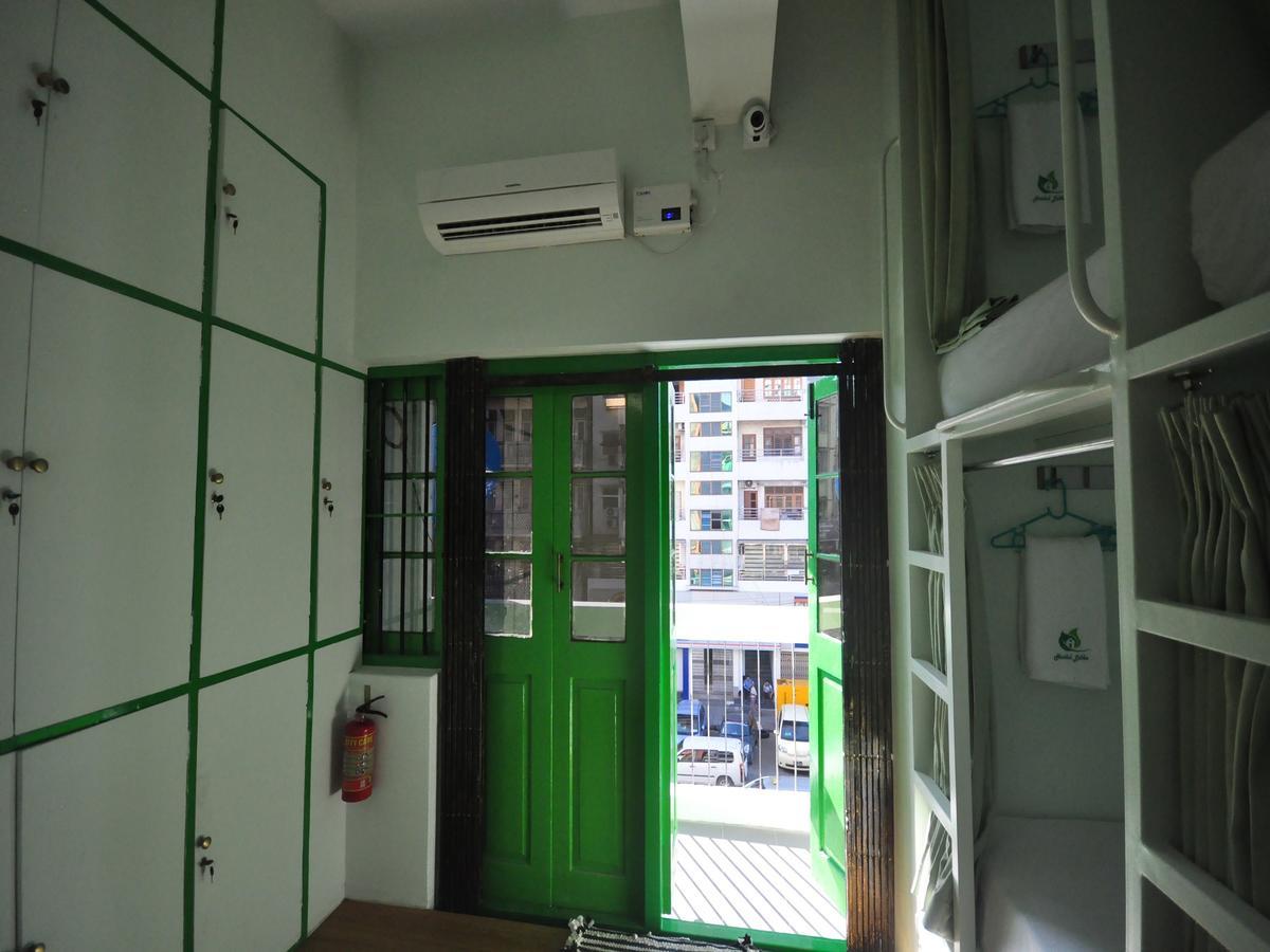 Hostel Latha Янгон Екстериор снимка
